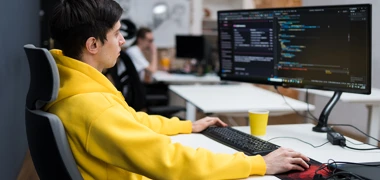 Hire Strong Developer